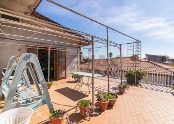 Terrazza - Quadrilocale Viale Giove
 
16, Belpasso - foto 26