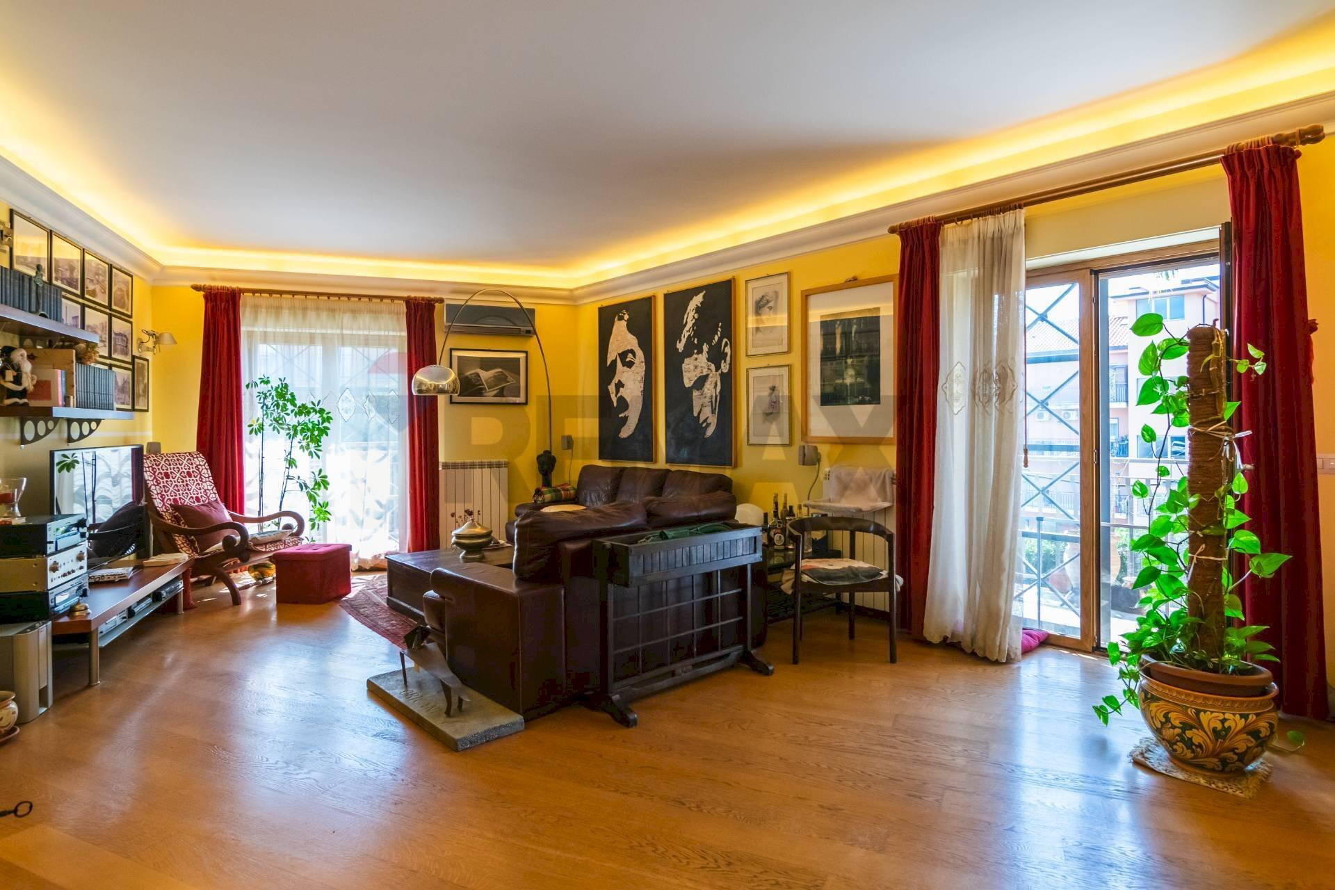 Soggiorno - Appartamento Via ulisse
 
77, Aci Catena - foto 1