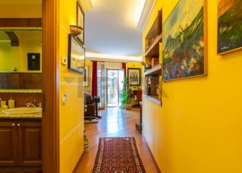 Hall / corridoio - Appartamento Via ulisse
 
77, Aci Catena - foto 14