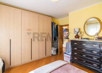 Camera / camera da letto - Appartamento Via ulisse
 
77, Aci Catena - foto 19