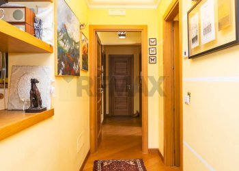 Hall / corridoio - Appartamento Via ulisse
 
77, Aci Catena - foto 23