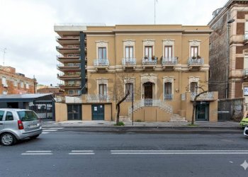 Edificio all\'aperto - Appartamento Viale Mario Rapisardi
 
108, Catania - foto 7