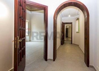 Hall / corridoio - Appartamento Viale Mario Rapisardi
 
108, Catania - foto 18