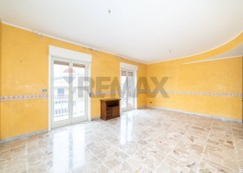 Stanza vuota - Quadrilocale Via Scale Sant'Antonio
 
71, Aci Catena - foto 3