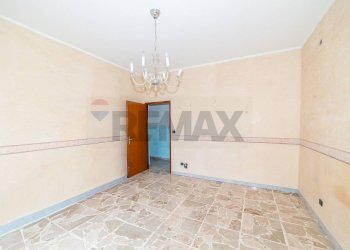 Stanza vuota - Quadrilocale Via Scale Sant'Antonio
 
71, Aci Catena - foto 13