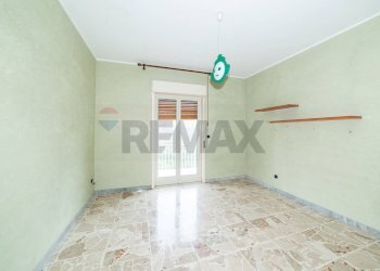 Stanza vuota - Quadrilocale Via Scale Sant'Antonio
 
71, Aci Catena - foto 14