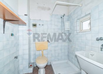 Bagno - Quadrilocale Via Scale Sant'Antonio
 
71, Aci Catena - foto 22