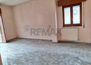 Stanza vuota - Casa indipendente Via Caltanissetta
 
35, Paterno - foto 9