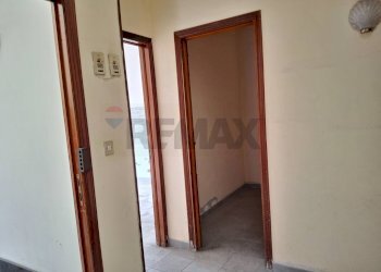 Hall / corridoio - Casa indipendente Via Caltanissetta
 
35, Paterno - foto 16