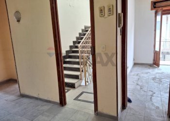 Hall / corridoio - Casa indipendente Via Caltanissetta
 
35, Paterno - foto 22