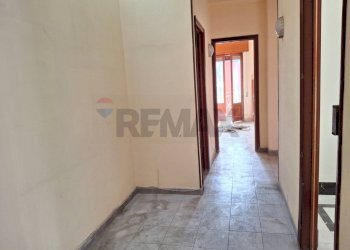 Hall / corridoio - Casa indipendente Via Caltanissetta
 
35, Paterno - foto 24