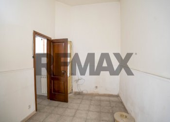Stanza vuota - Casa indipendente Via Caltanissetta
 
35, Paterno - foto 2