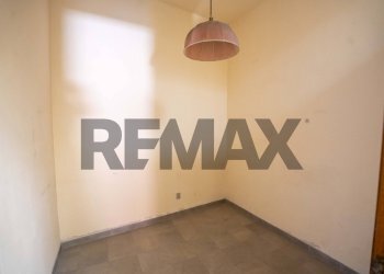 Stanza vuota - Casa indipendente Via Caltanissetta
 
35, Paterno - foto 26