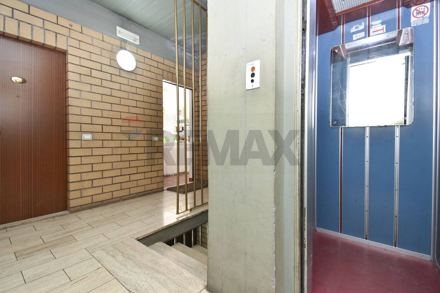 Ricezione / Lobby - Appartamento Stradale San Giorgio
 
37, Catania - foto 2