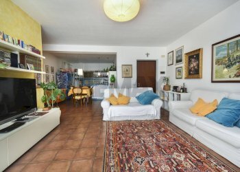 Sala da pranzo - Appartamento Stradale San Giorgio
 
37, Catania - foto 1