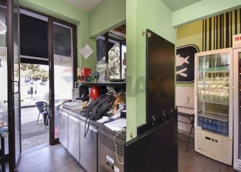 Cucina - Locale Commerciale Piazza della Regione
 
5/6, Aci Bonaccorsi - foto 8