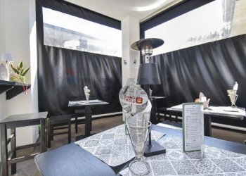 Sala da pranzo - Locale Commerciale Piazza della Regione
 
5/6, Aci Bonaccorsi - foto 25