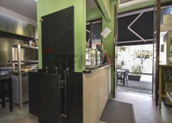 Cucina - Locale Commerciale Piazza della Regione
 
5/6, Aci Bonaccorsi - foto 28