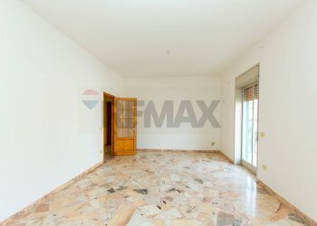 Stanza vuota - Appartamento via papa giovanni XXIII
 
30, Mascalucia - foto 15