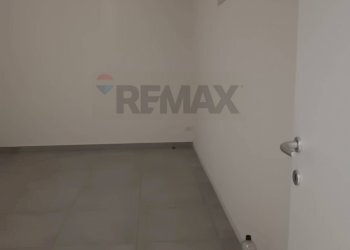 Stanza vuota - Negozio via Salvatore Vigo
 
132, Acireale - foto 6