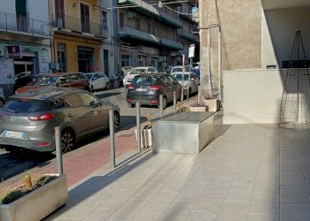 Edificio all\'aperto - Negozio via Salvatore Vigo
 
132, Acireale - foto 17