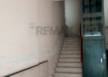 Scale - Appartamento viale don minzoni
 
63, Giarre - foto 4