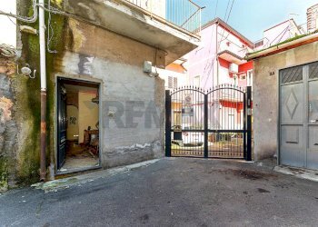 Edificio all\'aperto - Casa indipendente Via Montecenere
 
176, Paterno - foto 13