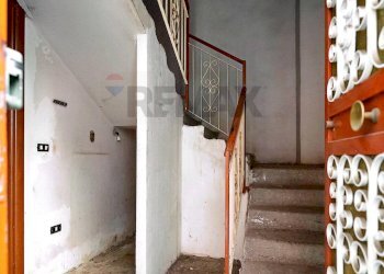 Scale - Casa indipendente Via Montecenere
 
176, Paterno - foto 14