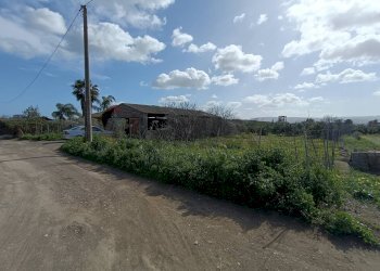 Vista delle montagne - Agricultural land Contrada San Leone, SS.385 Km 15
 
snc, Lentini - photo 5