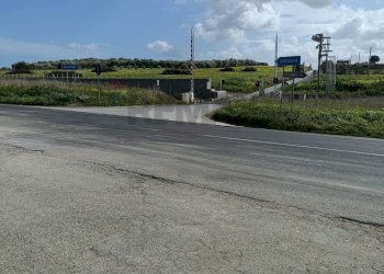 Vista dell\'acqua - Agricultural land Contrada San Leone, SS.385 Km 15
 
snc, Lentini - photo 38