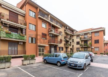 Edificio all\'aperto - Quadrilocale Via A Diaz
 
66/68, Catania - foto 7