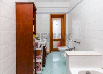 Bagno - Quadrilocale Via A Diaz
 
66/68, Catania - foto 33