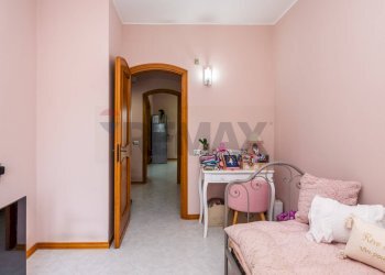 Camera / camera da letto - Quadrilocale Via A Diaz
 
66/68, Catania - foto 34