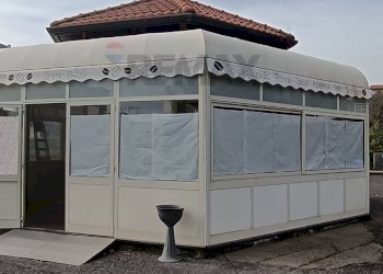 Edificio all\'aperto - Bar Tavola Calda - Fredda Via Matteo Ragonisi
 
snc, Acireale - foto 3