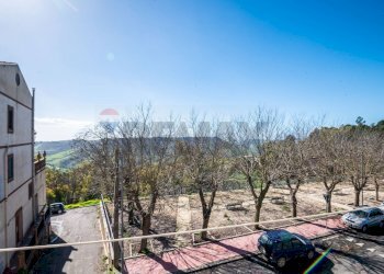 Edificio all\'aperto - Appartamento Via Stazione Isolamento
 
150/125, Caltagirone - foto 12