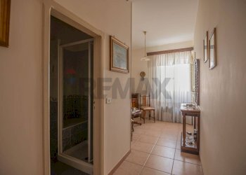 Hall / corridoio - Appartamento Via Stazione Isolamento
 
150/125, Caltagirone - foto 15