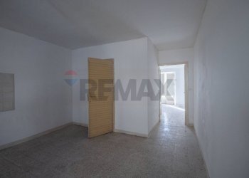 Stanza vuota - Appartamento Via Stazione Isolamento
 
150/125, Caltagirone - foto 25