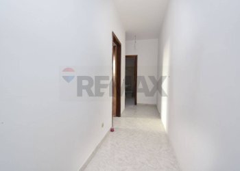 Hall / corridoio - Quadrilocale Via Empedocle di Agrigento
 
5, Aci Sant'Antonio - foto 7