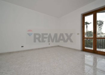 Stanza vuota - Quadrilocale Via Empedocle di Agrigento
 
5, Aci Sant'Antonio - foto 8