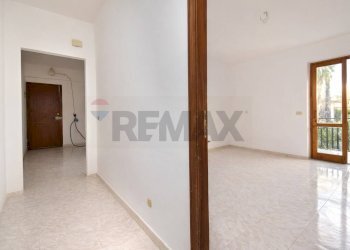 Hall / corridoio - Quadrilocale Via Empedocle di Agrigento
 
5, Aci Sant'Antonio - foto 19