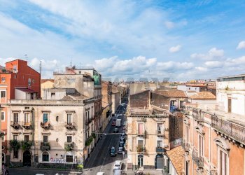 Edificio all\'aperto - Quadrilocale Via Antonino Di Sangiuliano
 
60, Catania - foto 6