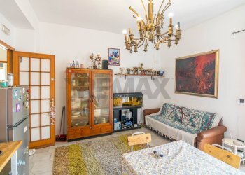 Soggiorno - Quadrilocale Via Antonino Di Sangiuliano
 
60, Catania - foto 14