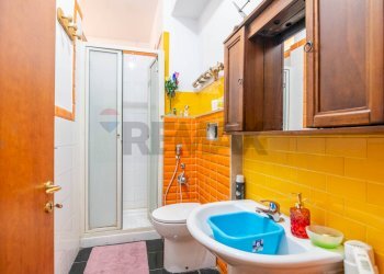 Bagno - Quadrilocale Via Antonino Di Sangiuliano
 
60, Catania - foto 18