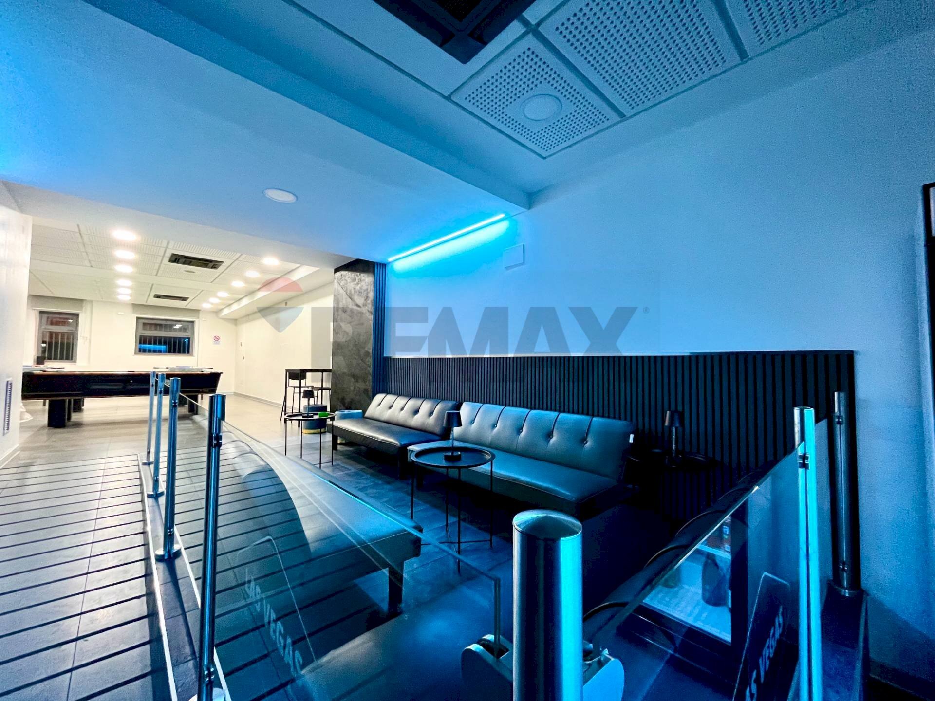 Piscina - Attività Commerciale Piazza Beneventano
 
13/17, Lentini - foto 3