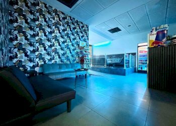 Soggiorno - Attività Commerciale Piazza Beneventano
 
13/17, Lentini - foto 1