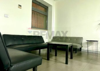 Soggiorno - Attività Commerciale Piazza Beneventano
 
13/17, Lentini - foto 11