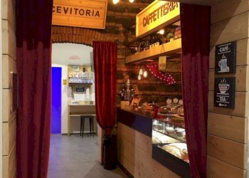 Cantina - Locale Commerciale via Gabriele D'Annunzio
 
82/84/86, Catania - foto 8