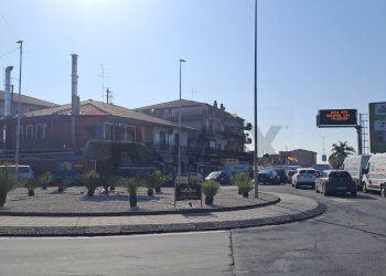 Edificio all\'aperto - Locale Commerciale Via Galermo
 
308, Catania - foto 8