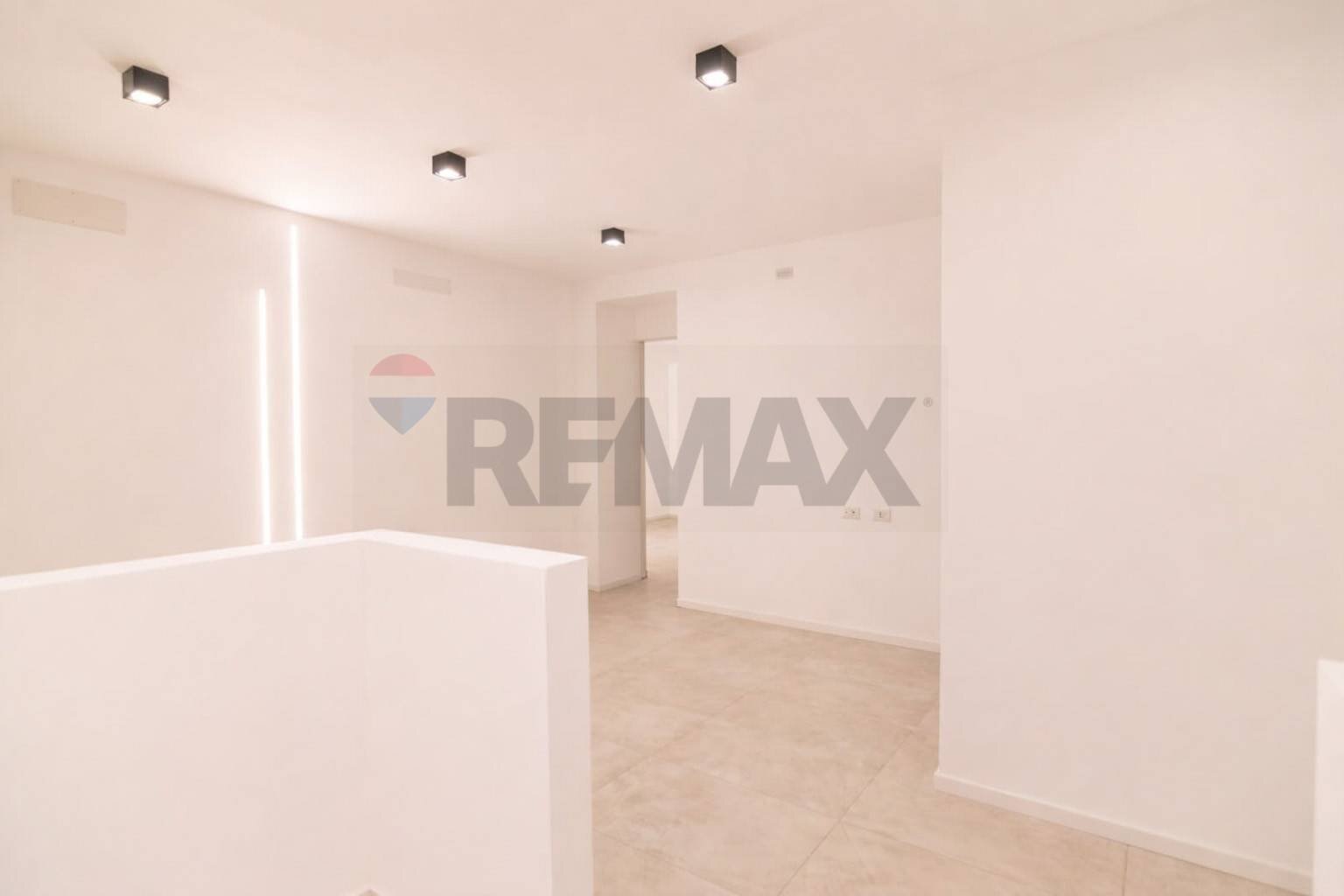 Stanza vuota - Quadrilocale Via Federico Ciccaglione
 
35, Catania - foto 3