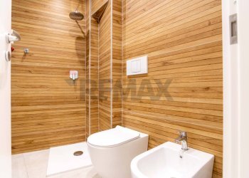 Bagno - Quadrilocale Via Federico Ciccaglione
 
35, Catania - foto 11